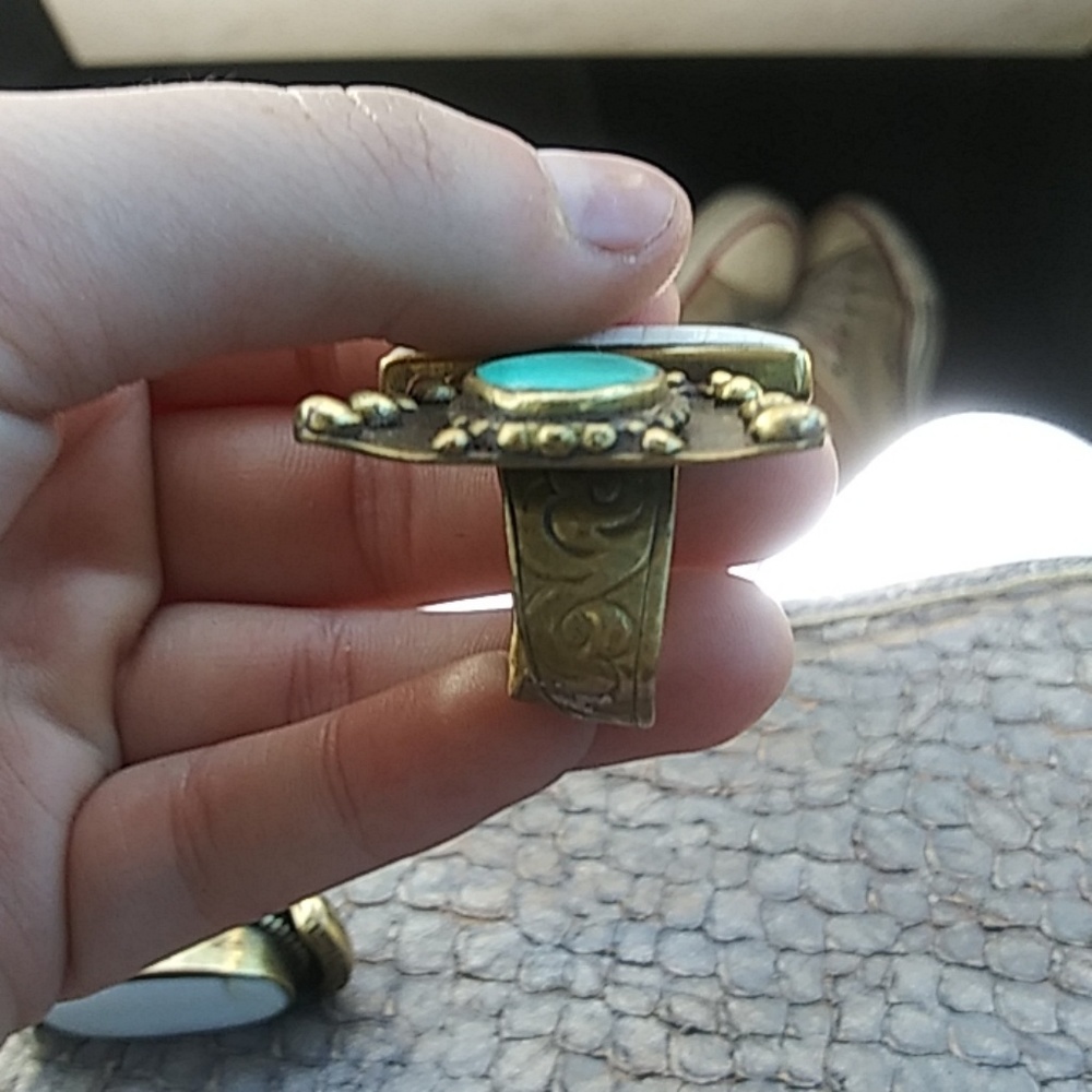 VINTAGE ADJUSTABLE RINGS - Picture 4 of 5